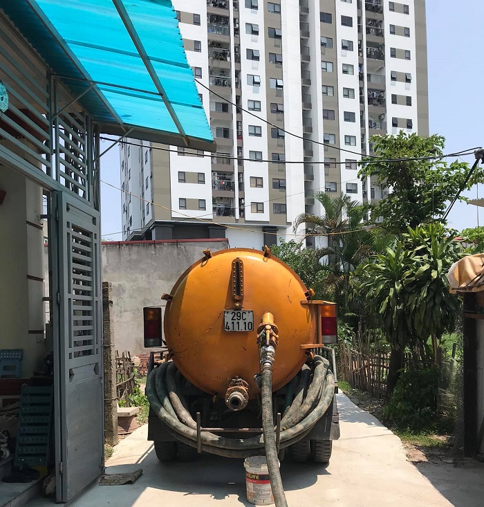 IVENCO hút bể phốt tại huyện Bình Giang Hải Dương uy tín